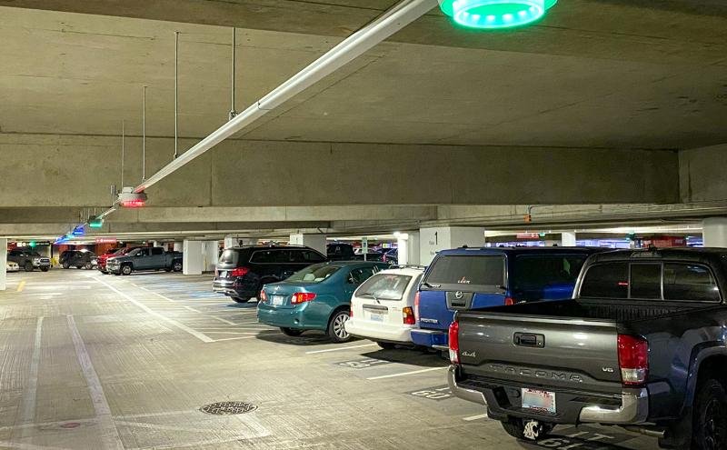 Delta COS Parking - Colorado Springs Airport